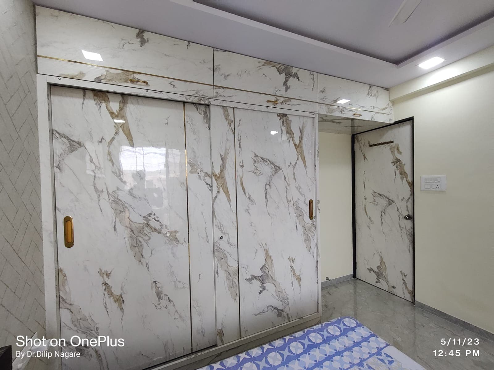 Luxury Marble Wardrobe - Malhar Interior